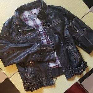 ✨ HP ✨Guess Jacket